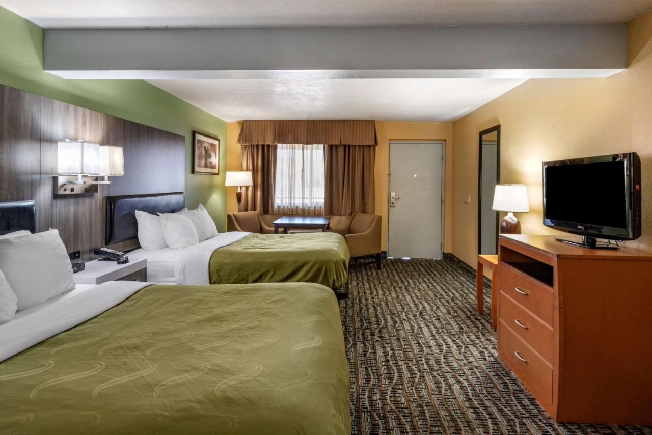 Quality Inn Madras Exterior photo
