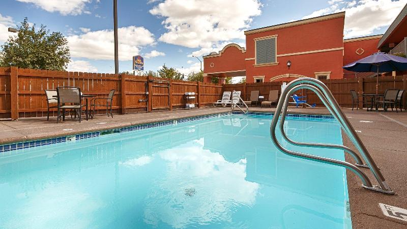 Quality Inn Madras Exterior photo
